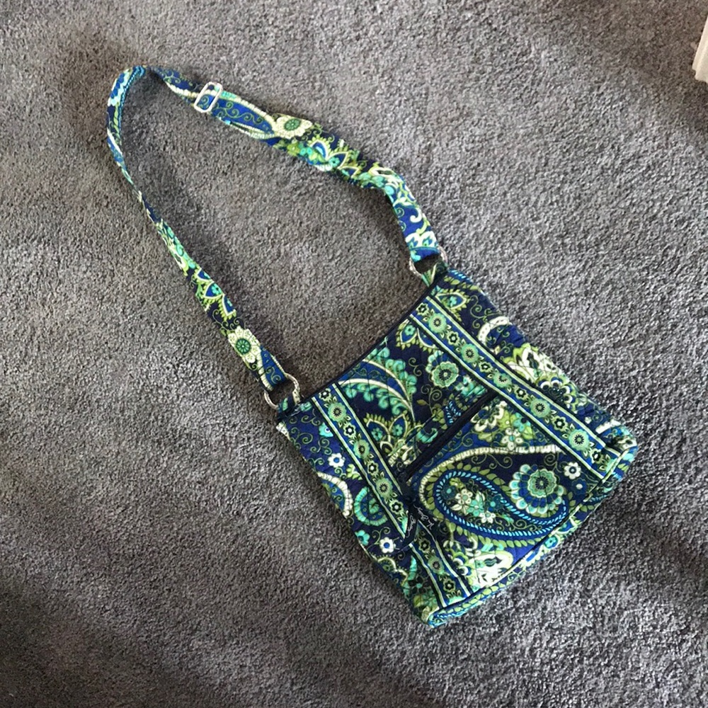 Vera Bradley cross body